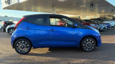 Toyota Aygo 1.0 VVT-i X-Clusiv 5dr x-shift Petrol Hatchback